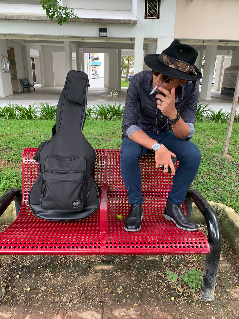 Mellow Blues Guitarist Psychedelic World Fusion Blues Gypsy Rock Acid Folk Indie Guitar Lessons in Singapore and Online Skype Lesson Men Summer Fashion Style
